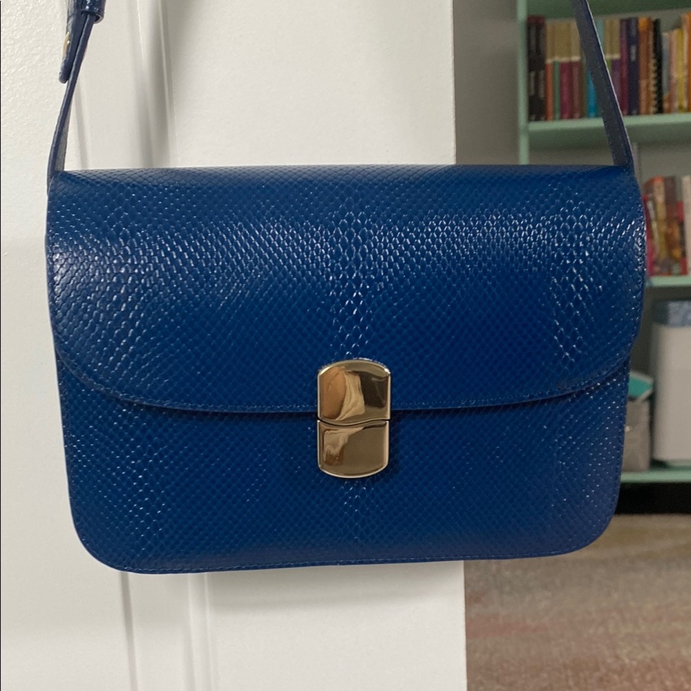 Sézane Milo Classic Bag in Blue Leather Shoulder or cross-body